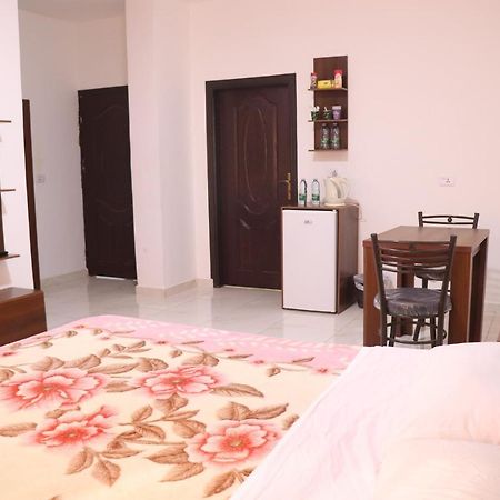 Faraseen Apartments Al Qastal Εξωτερικό φωτογραφία