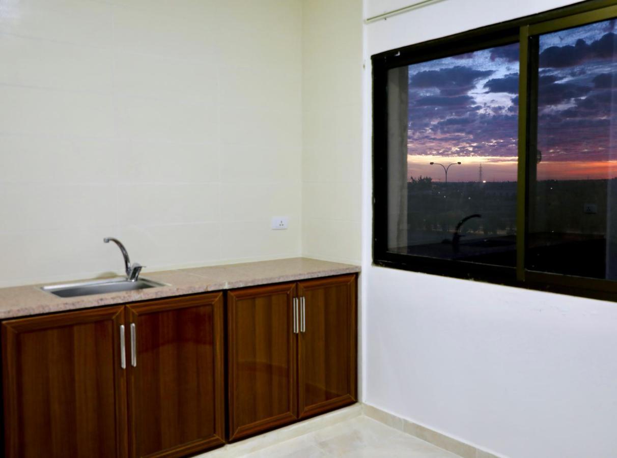 Faraseen Apartments Al Qastal Εξωτερικό φωτογραφία